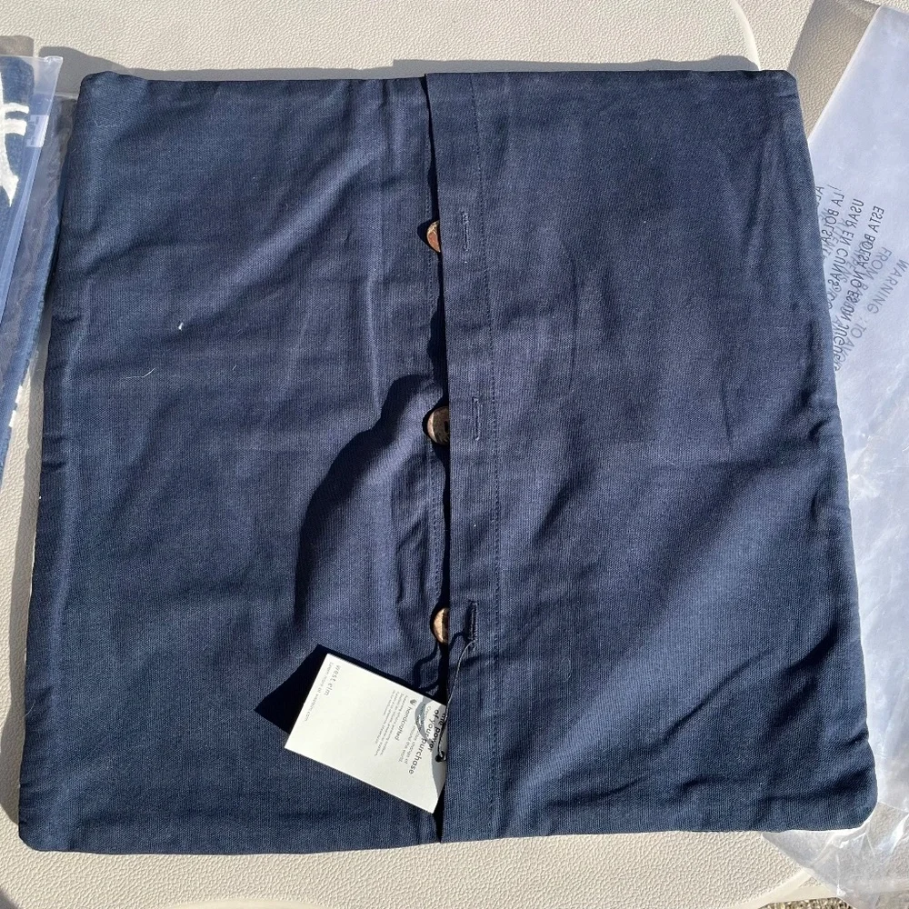 NWT - Pair (2) Woven NAVY MIDNIGHT Diamond Pillow Covers West Elm 20 x 20